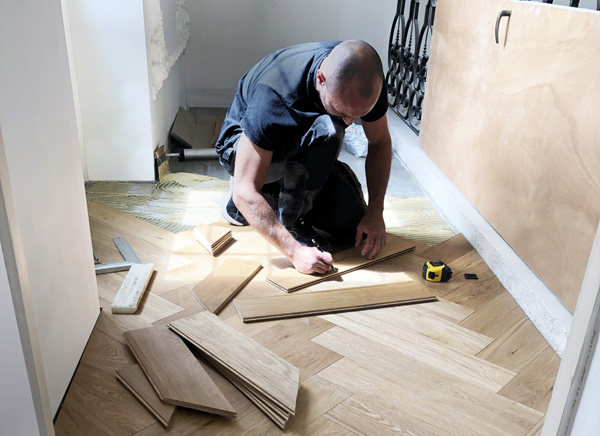 Pose, rénovation et entretien parquet Nantes 